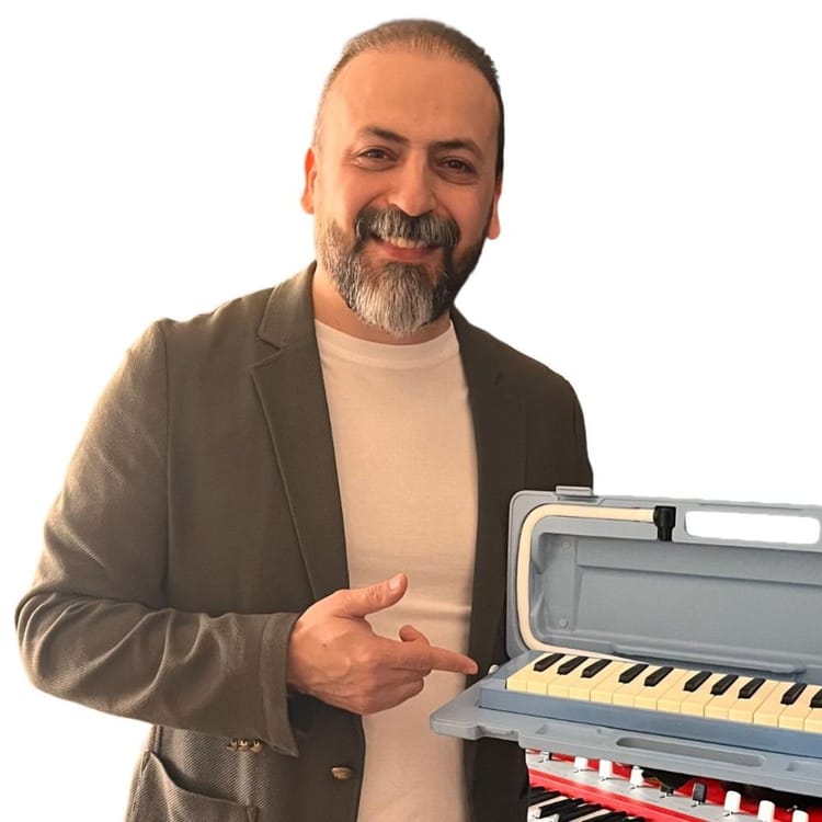 شهرام نیک یار