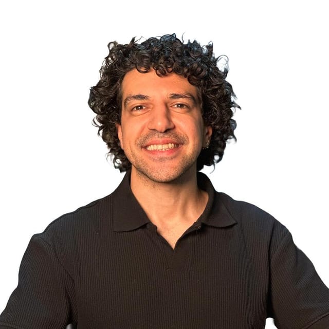 طاها مظاهری