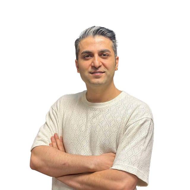 صادق ایزدیار