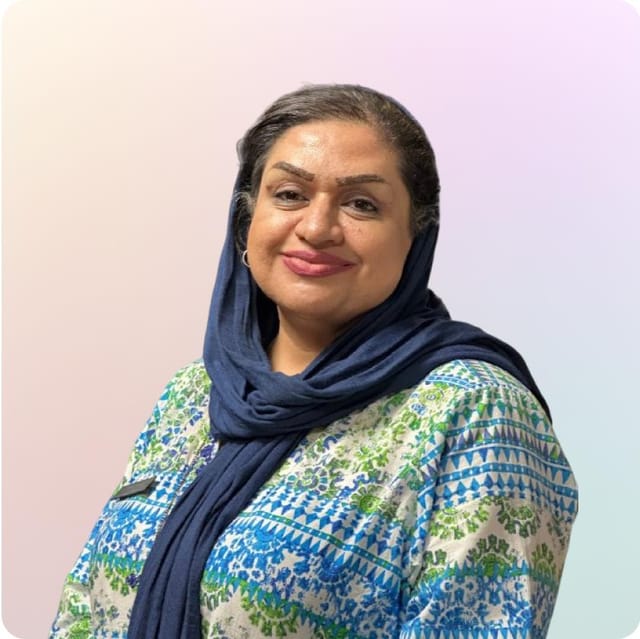 آزاده پارسا آزاده پارسا